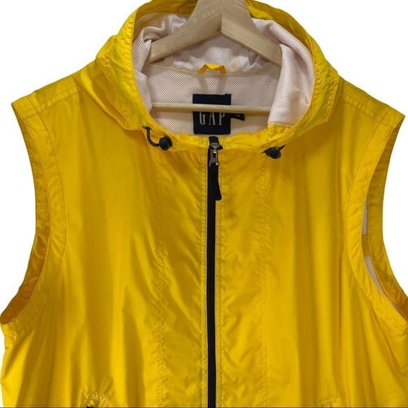 Vintage Gap Lightweight Zippered Vest Hooded - Picture 4 of 8
